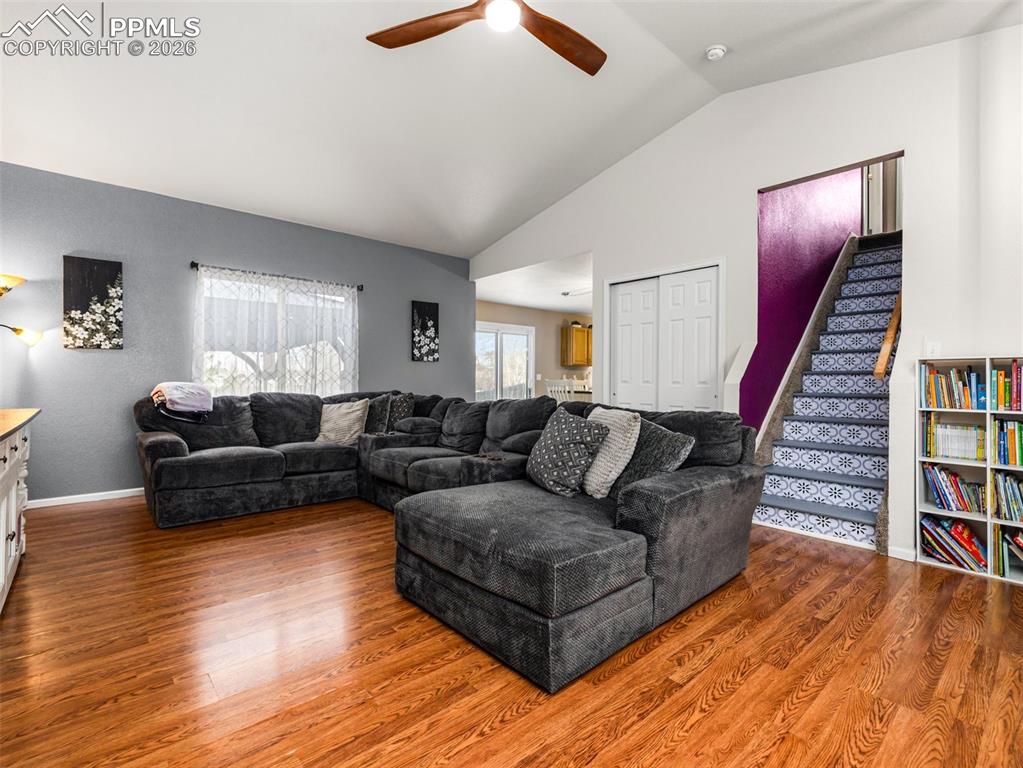 Image 3 of 25: Living Room