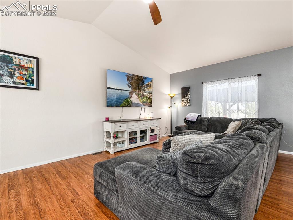 Image 4 of 25: Living Room