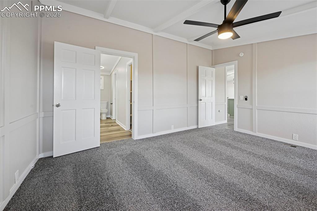 Image 24 of 43: Bedroom