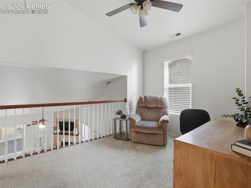 Image 26 of 43: Office