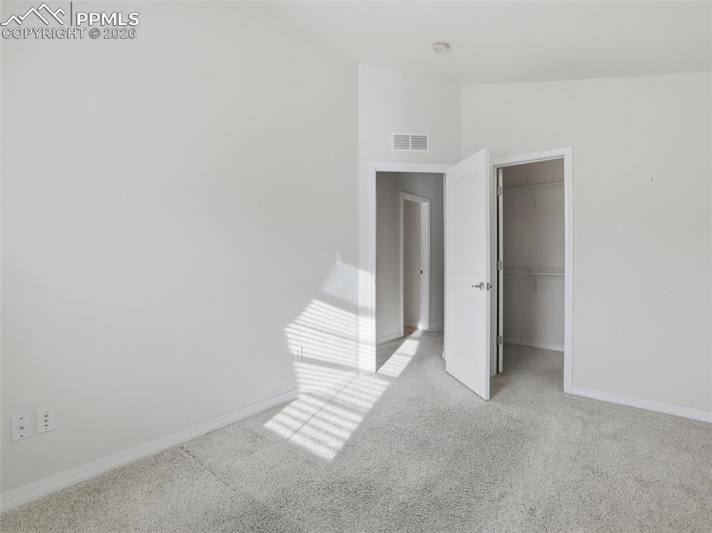 Image 28 of 43: Bedroom