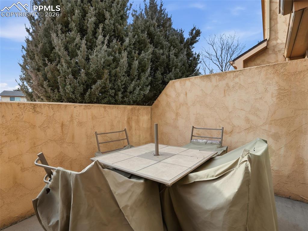 Image 33 of 43: Patio