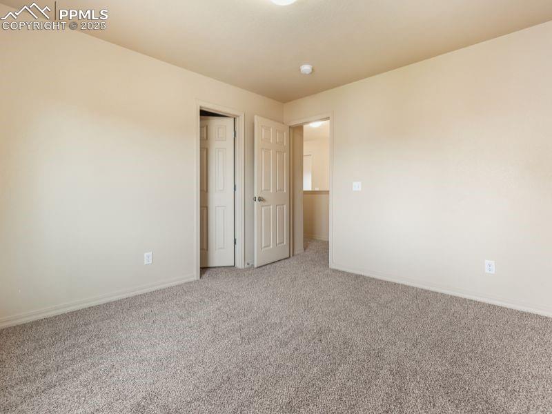 Image 27 of 38: Bedroom