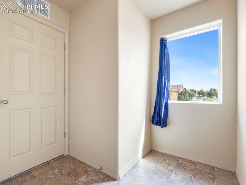 Image 30 of 38: Laundry