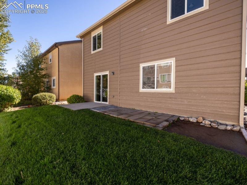 Image 34 of 38: Back of Structure