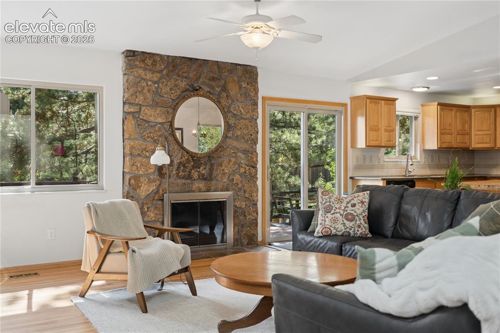 Image 14 of 44: Family Room