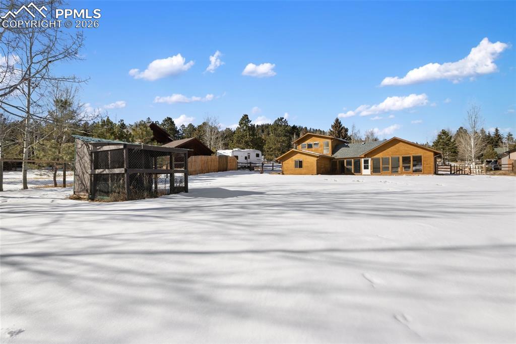 Image 25 of 31: Chicken Coop