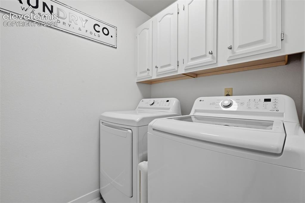 Image 31 of 44: Laundry