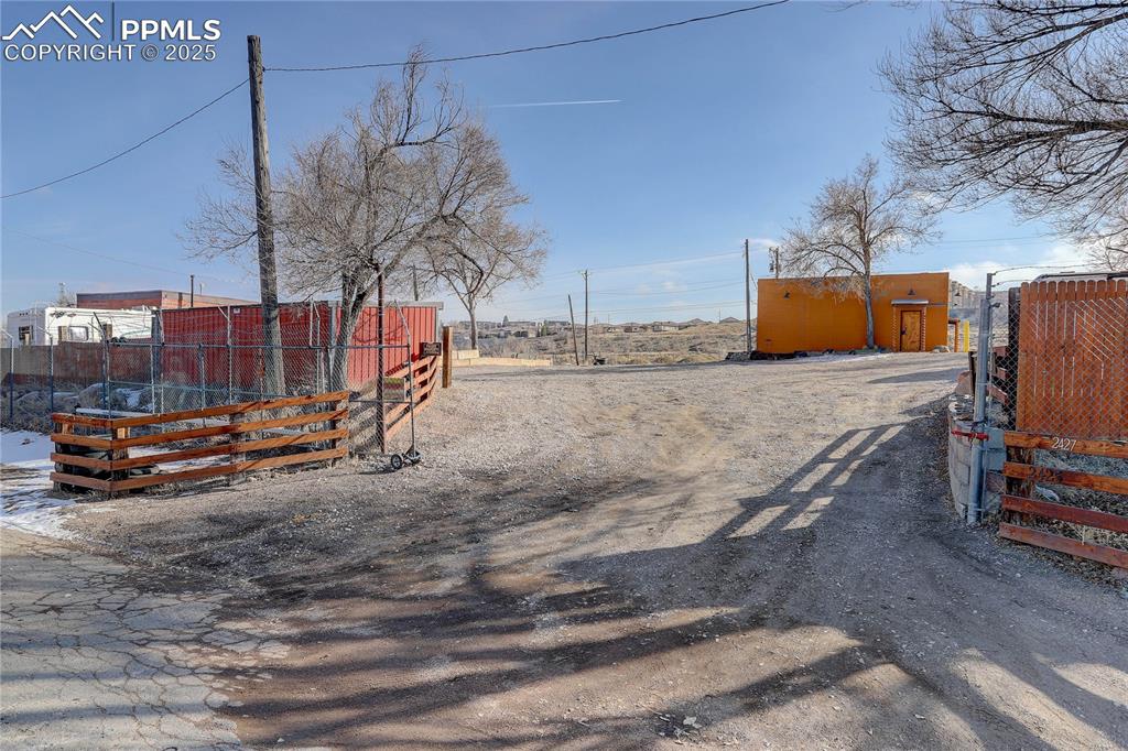 Image 15 of 15: Fully fenced lot