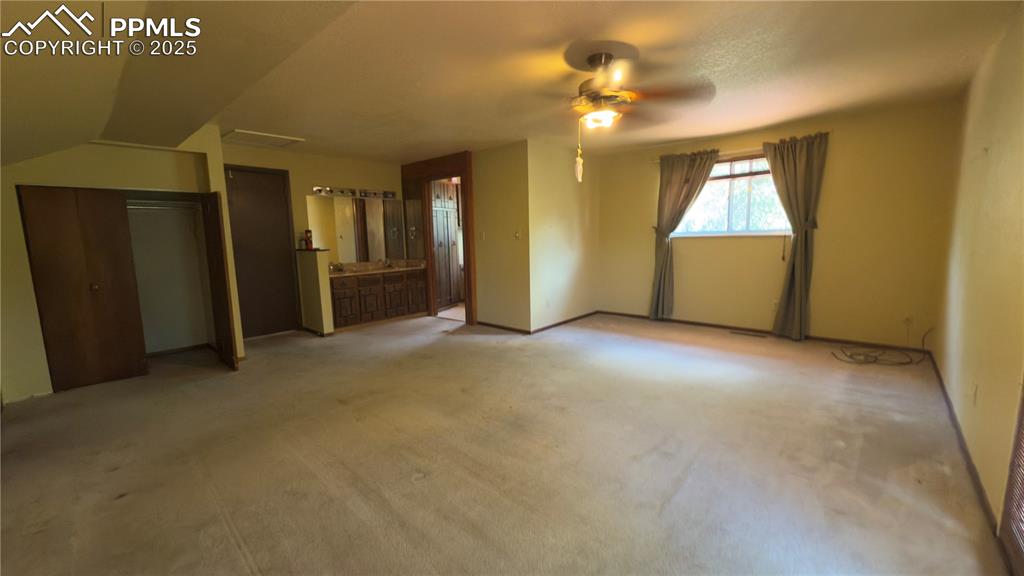 Image 17 of 17: Upper primary