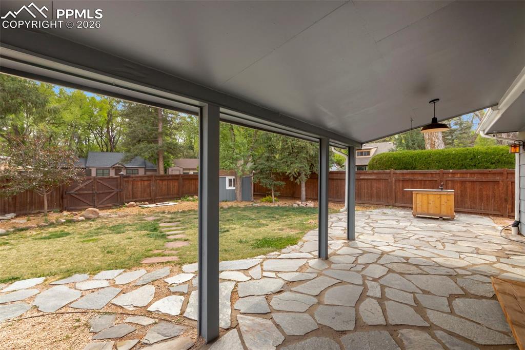 Image 32 of 36: Patio