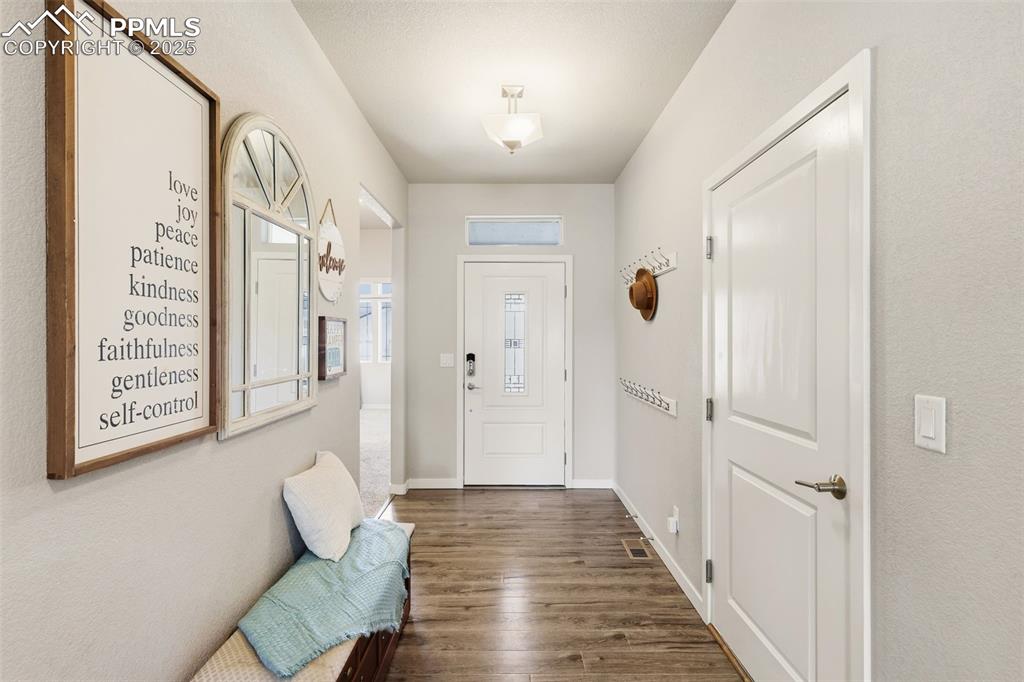 Image 3 of 34: Entry