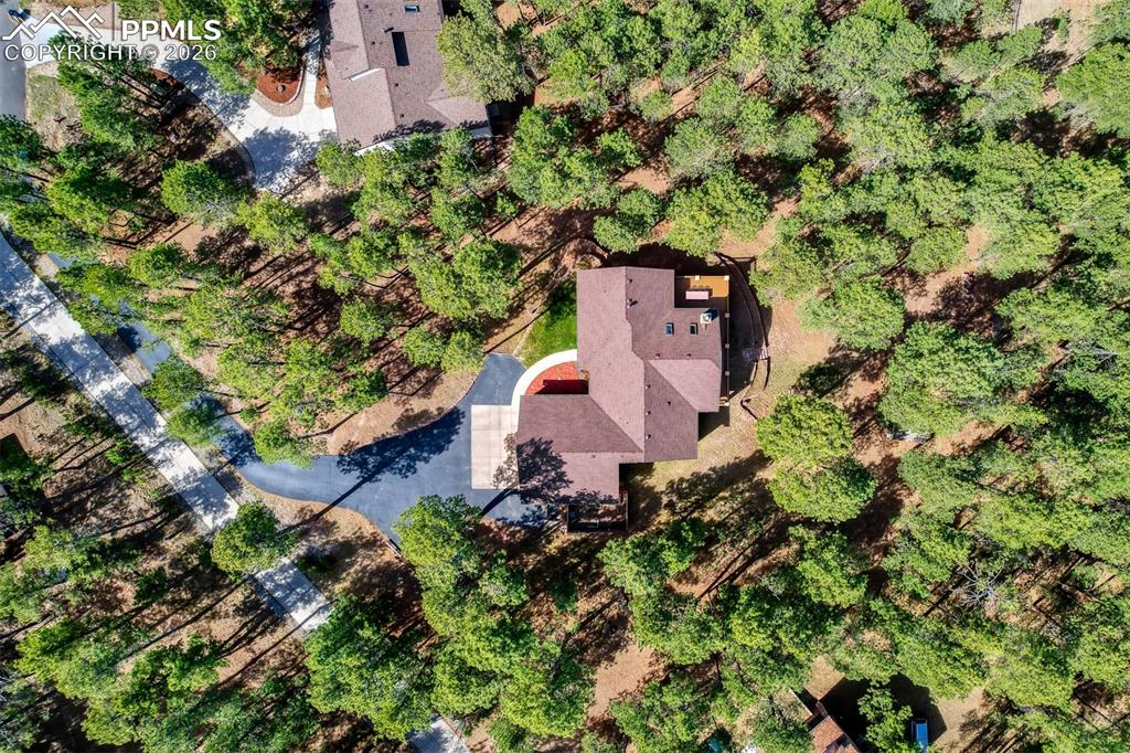 Image 4 of 49: Drone / aerial view