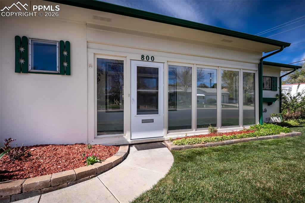 Image 2 of 39: Entry