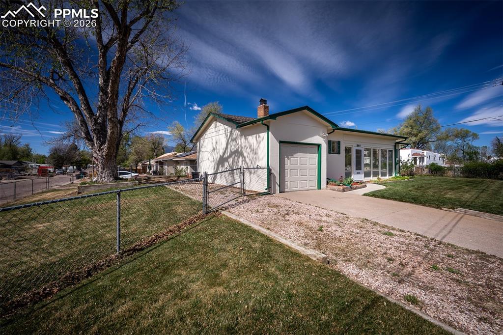 Image 3 of 39: Front of Structure