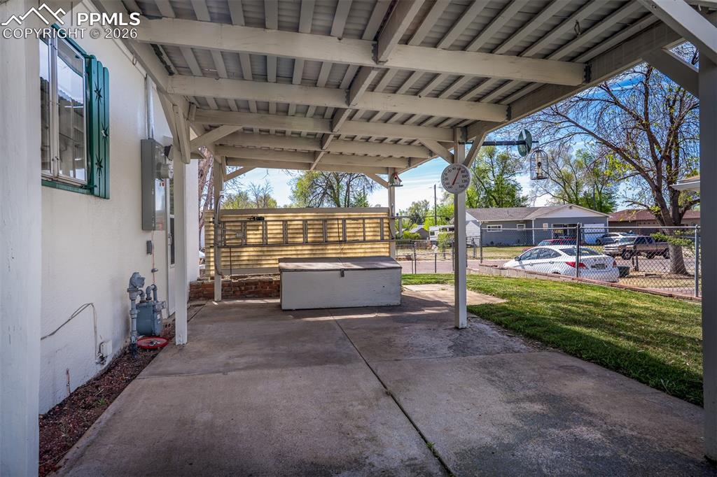 Image 34 of 39: Patio