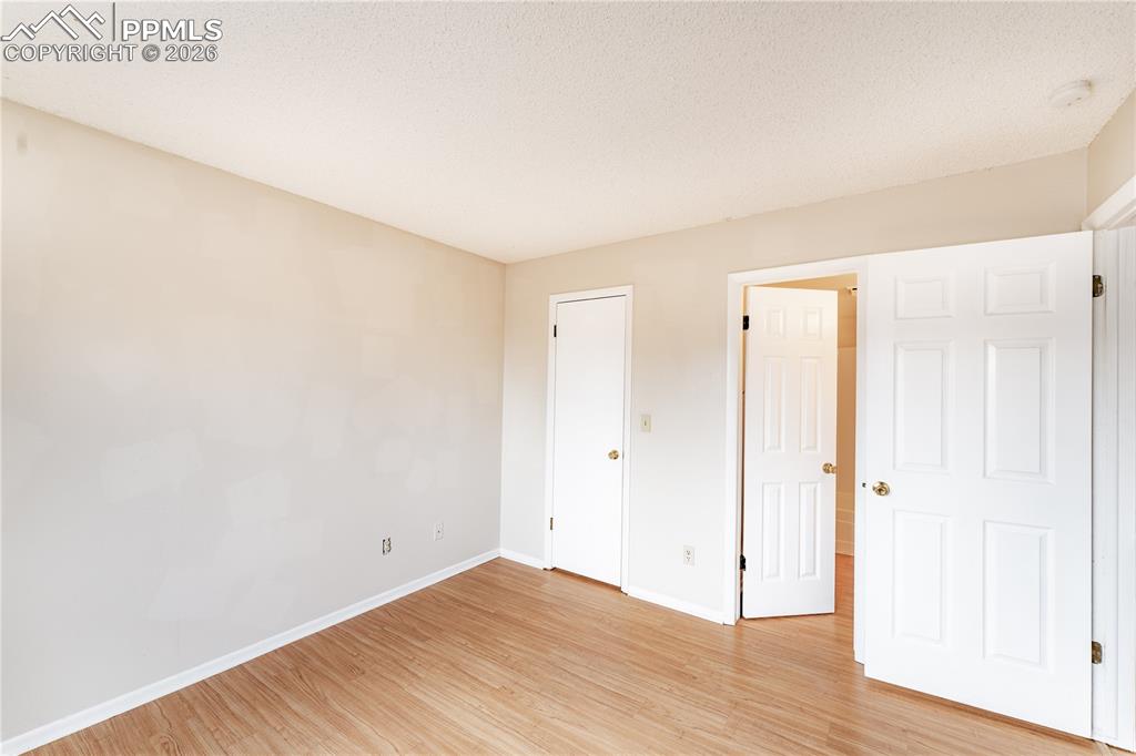 Image 31 of 45: Bottom unit (Before being rented***)