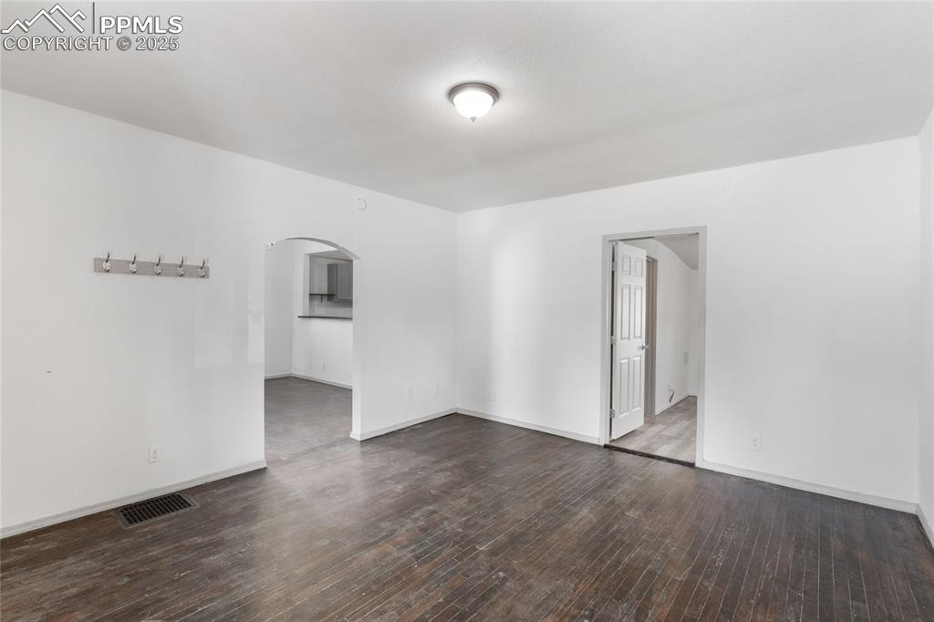 Image 12 of 38: Living Room