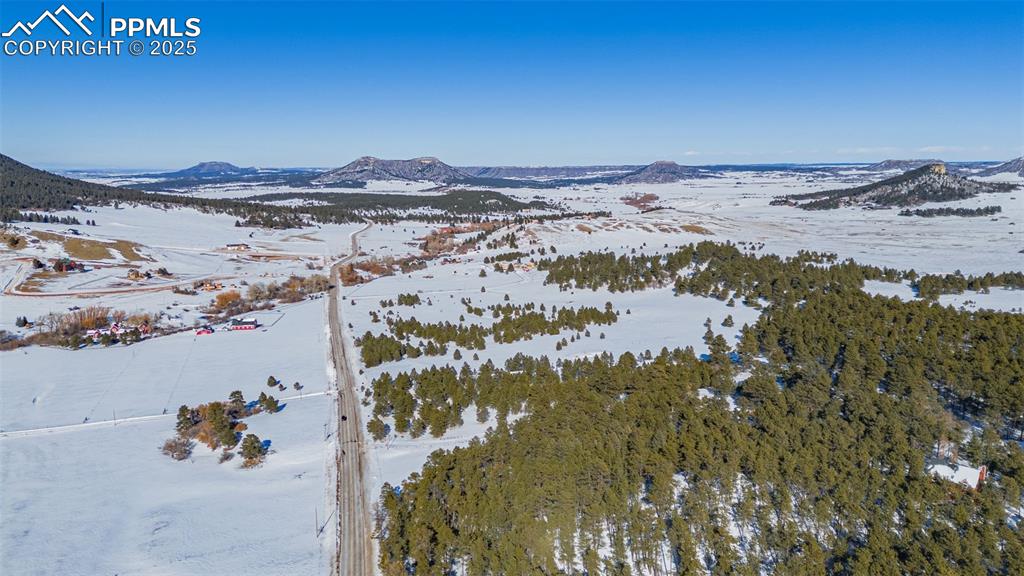 Image 24 of 33: View