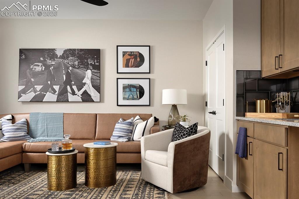 Image 10 of 10: Family Room