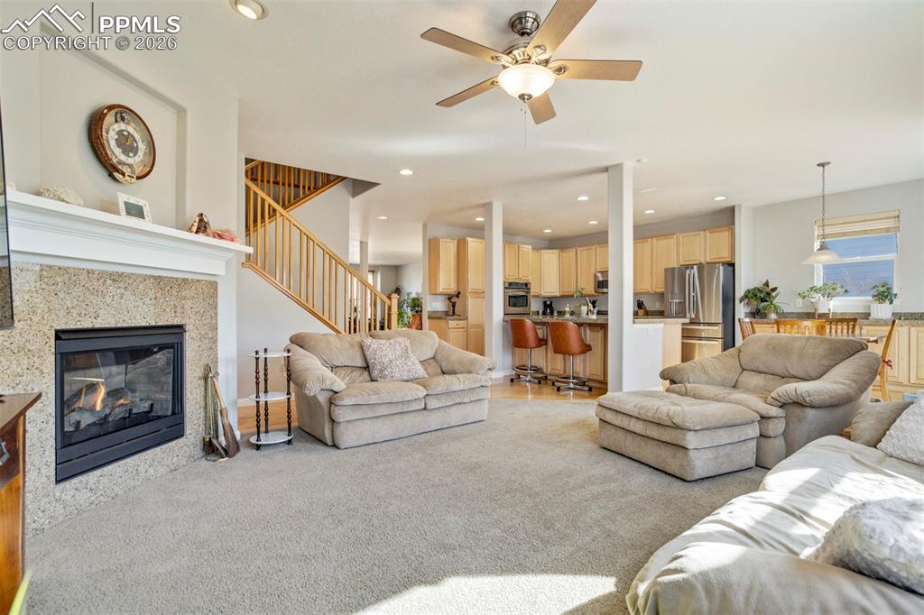 Image 10 of 49: Great Room