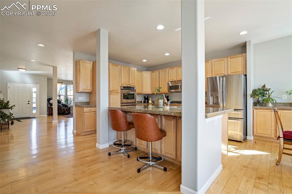 Image 11 of 49: Kitchen