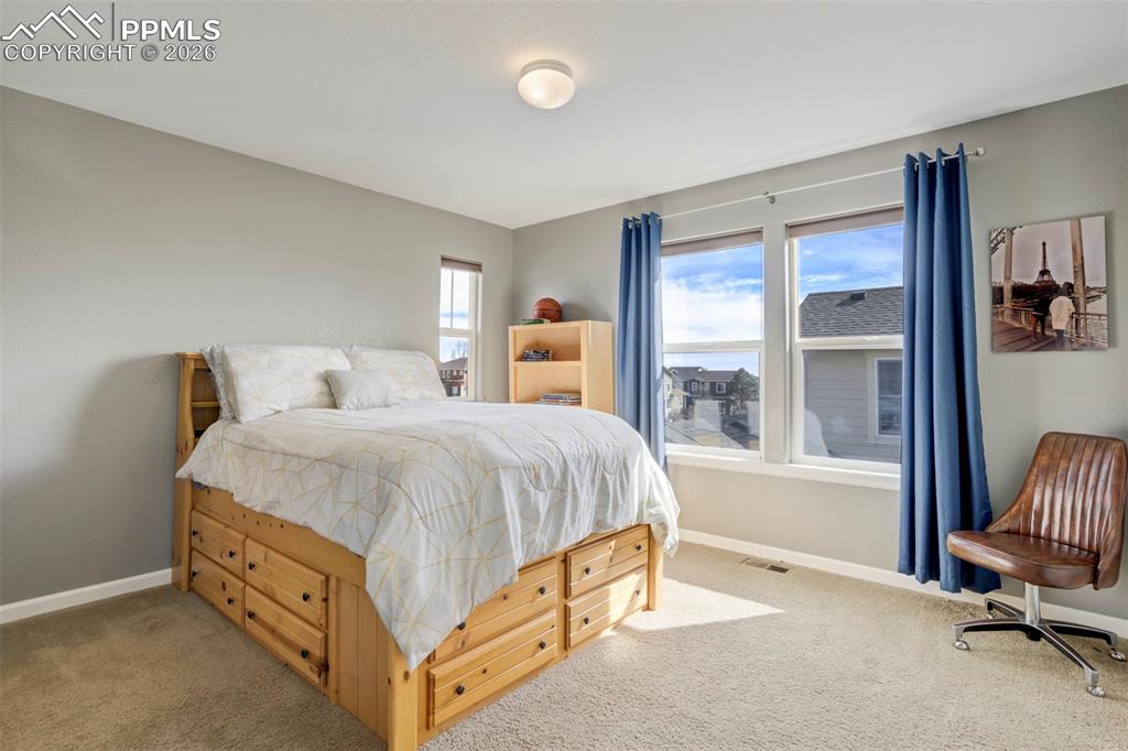 Image 30 of 49: Bedroom