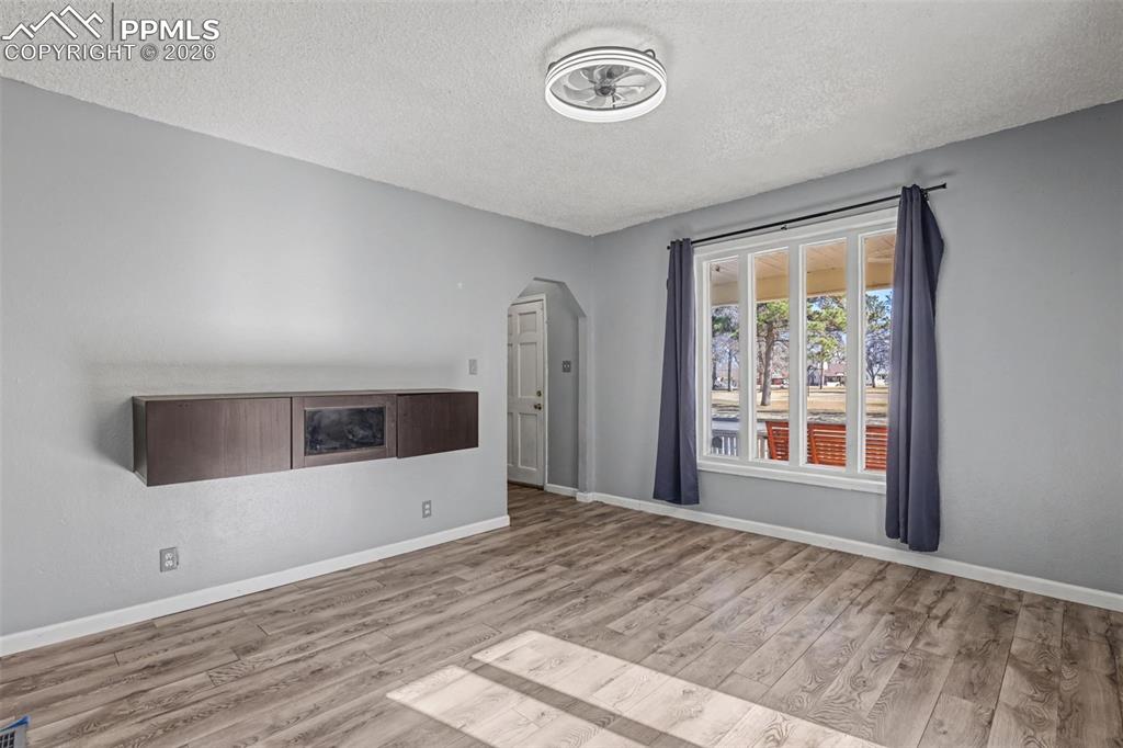 Image 4 of 30: Other