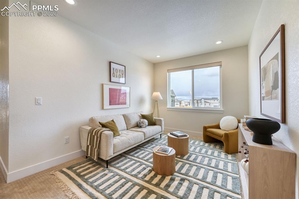 Image 6 of 14: Living Room