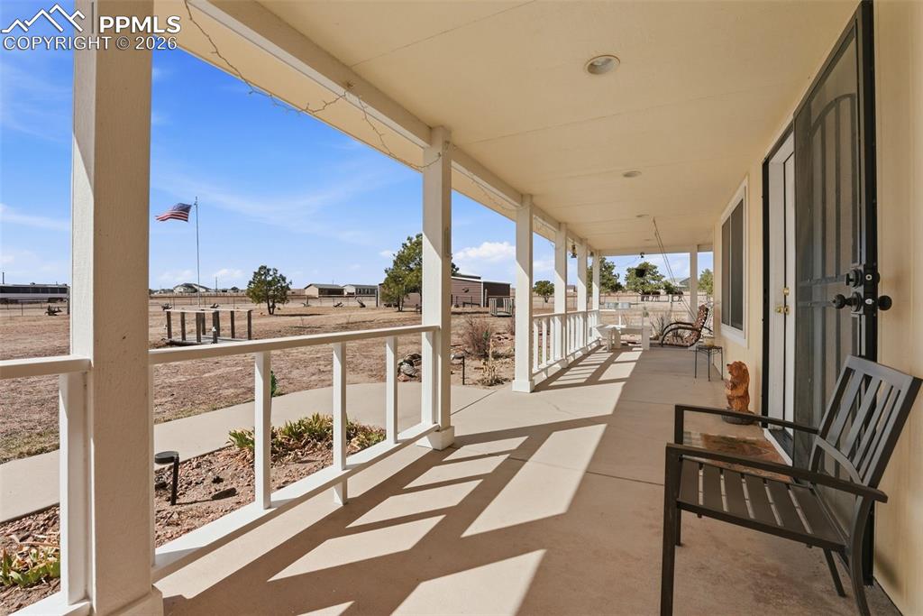 Image 41 of 46: Patio