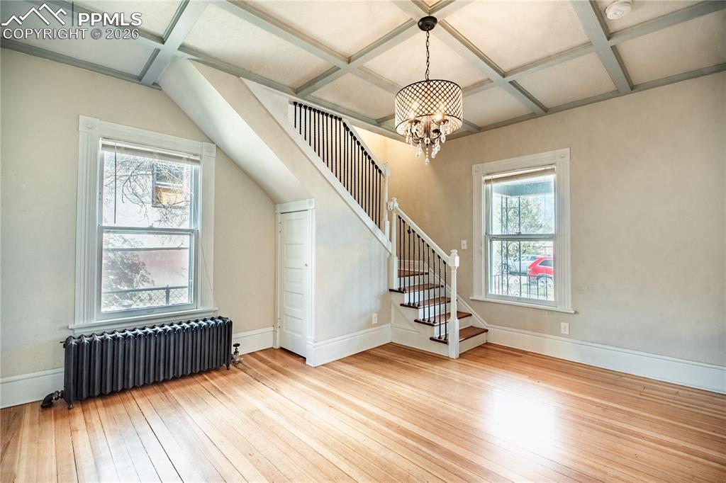 Image 19 of 38: Living Room