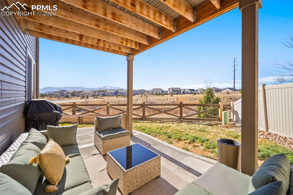 Image 40 of 45: Patio