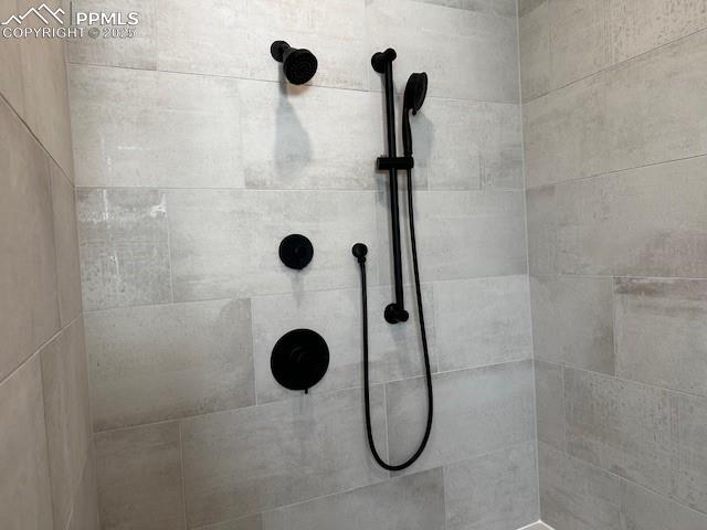 Image 17 of 30: Master Bathroom