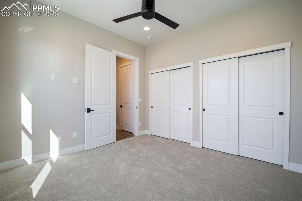 Image 31 of 48: Bedroom