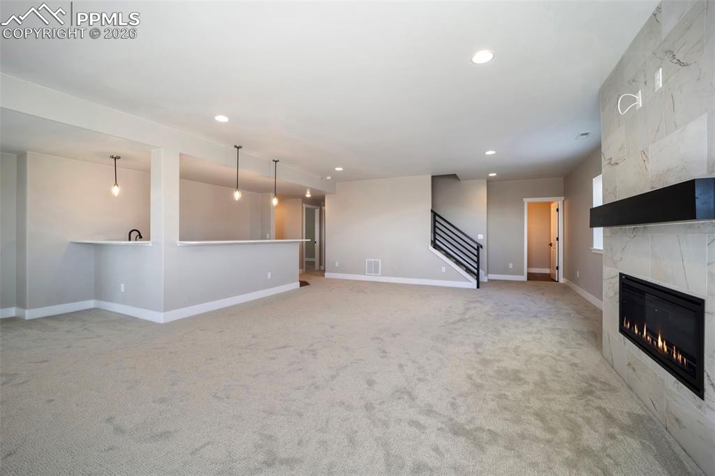 Image 36 of 48: Recreation Room