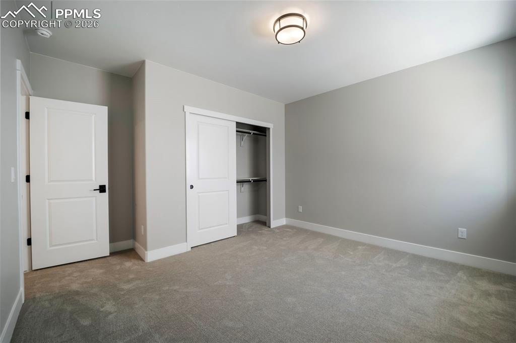 Image 42 of 48: Bedroom