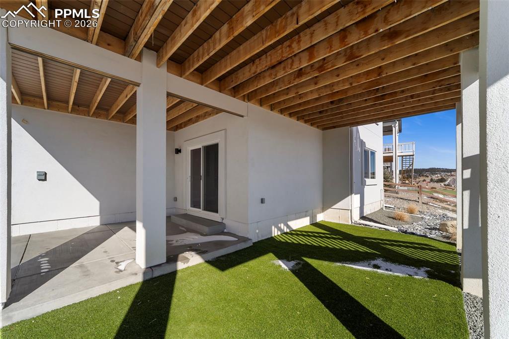 Image 43 of 48: Patio