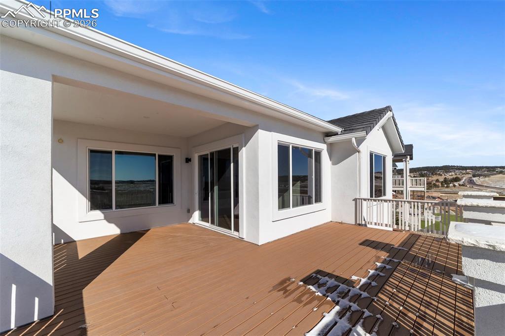 Image 44 of 48: Deck