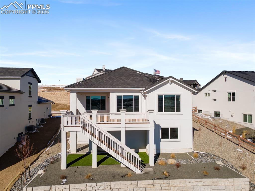 Image 47 of 48: Back of Structure