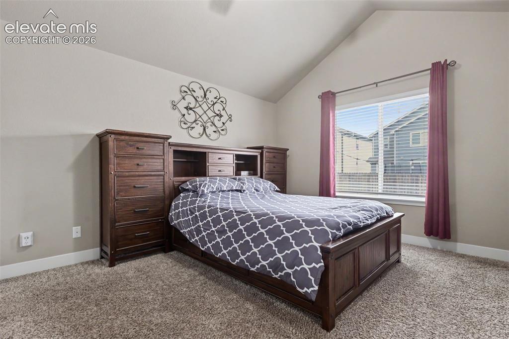 Image 11 of 40: Bedroom