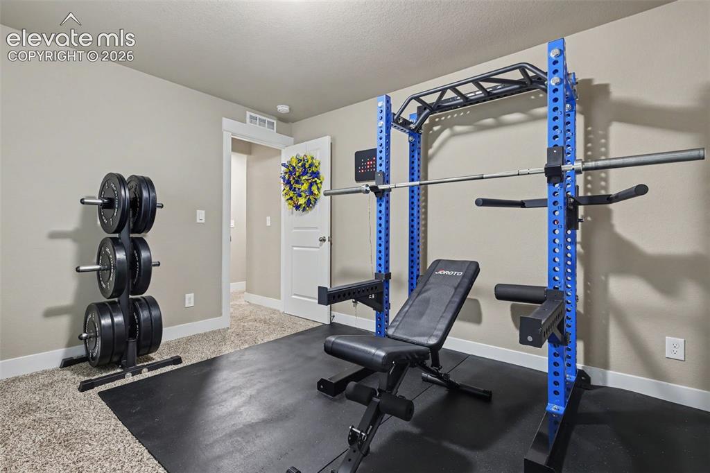Image 30 of 40: Exercise Room