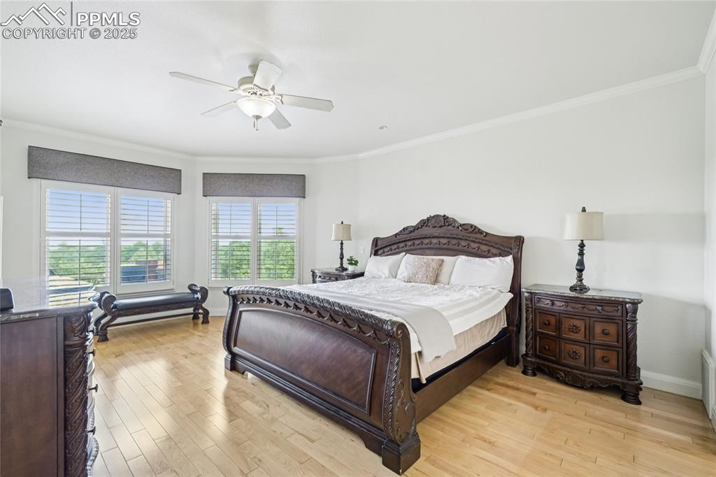 Image 19 of 47: Master Bedroom