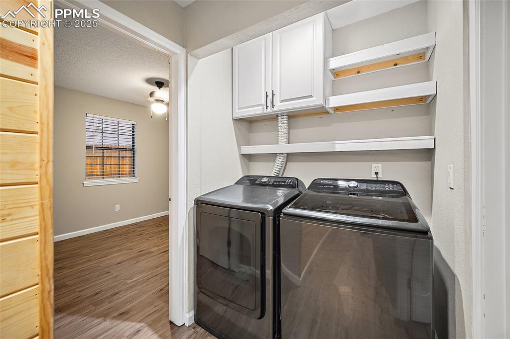 Image 12 of 38: Laundry