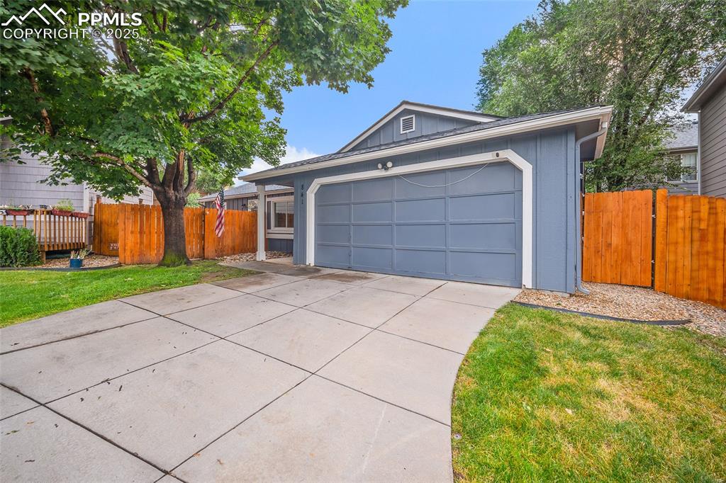 Image 3 of 38: Front of Structure