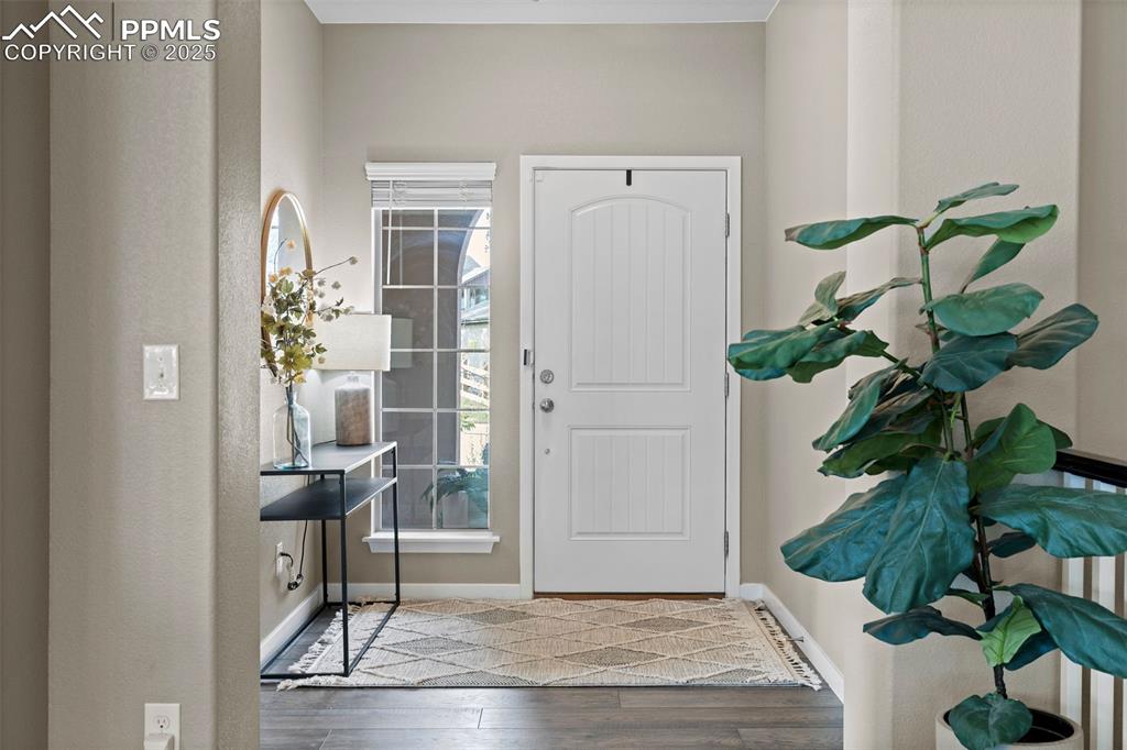 Image 3 of 40: Foyer entrance 