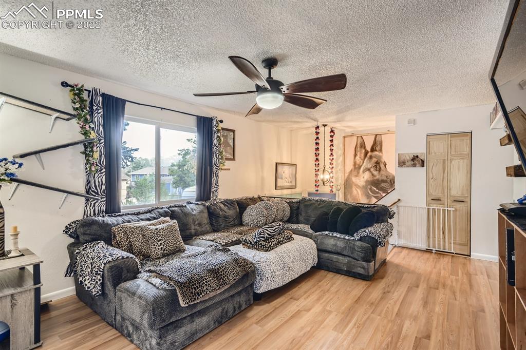 Listing 6490400, Image 9 of 30