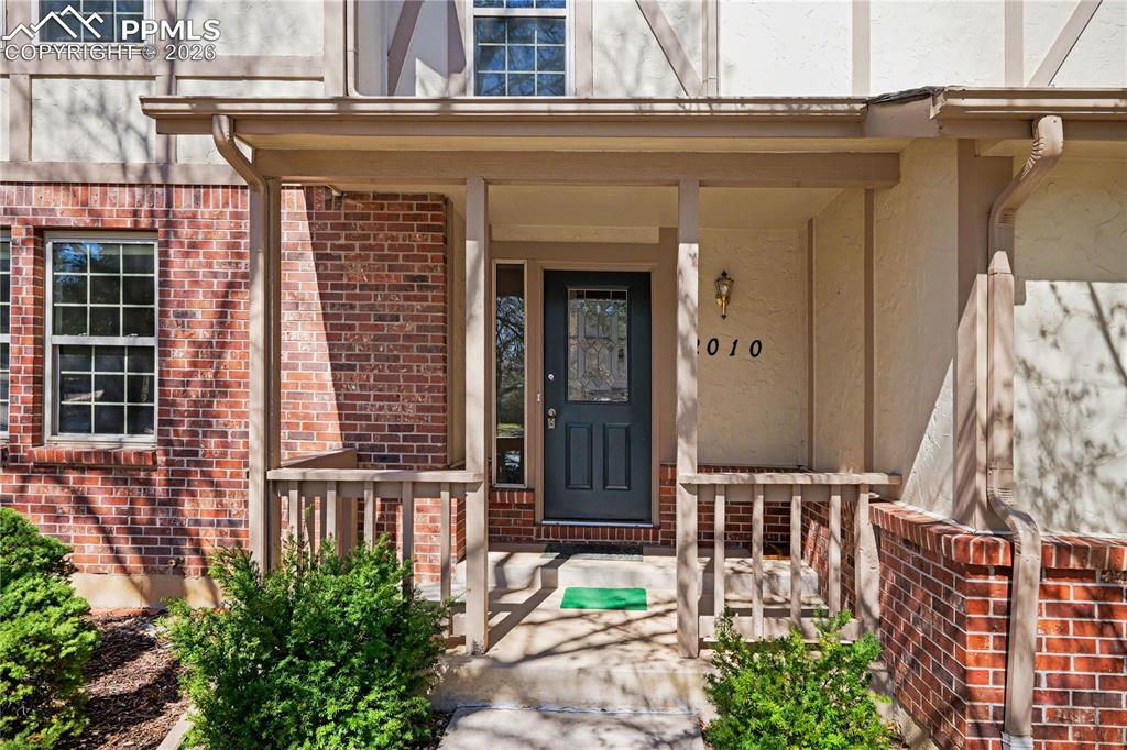 Image 2 of 44: Entry