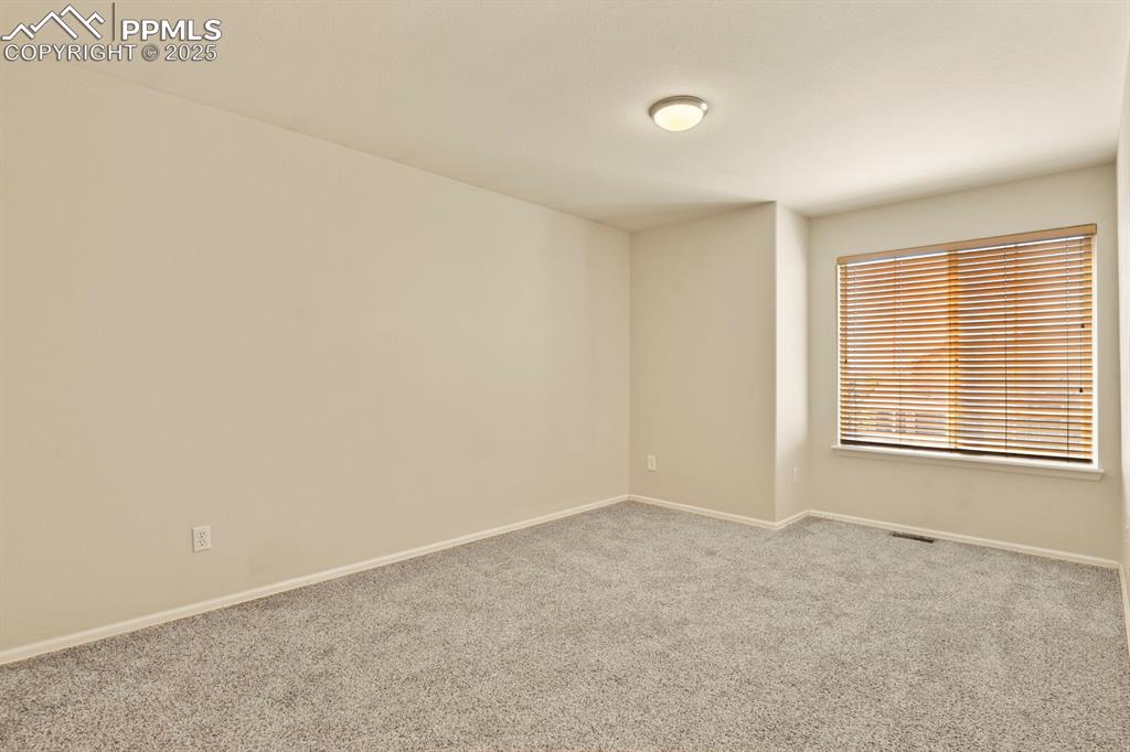 Image 31 of 49: Bedroom