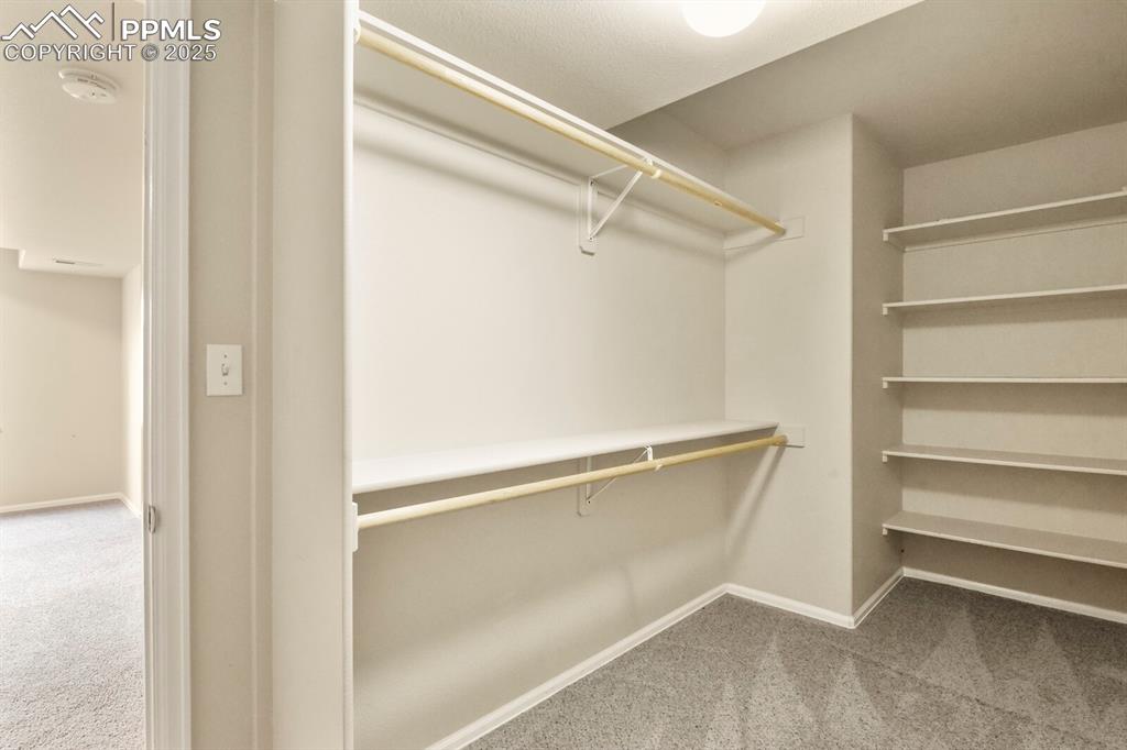 Image 39 of 49: Closet