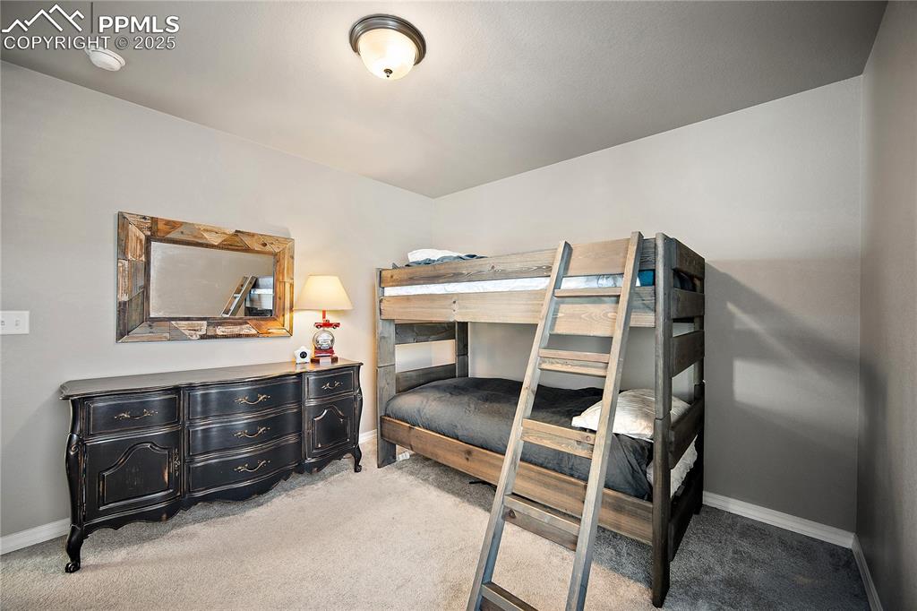 Image 28 of 36: Bedroom